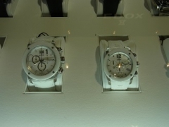 EDOX(エドックス)
