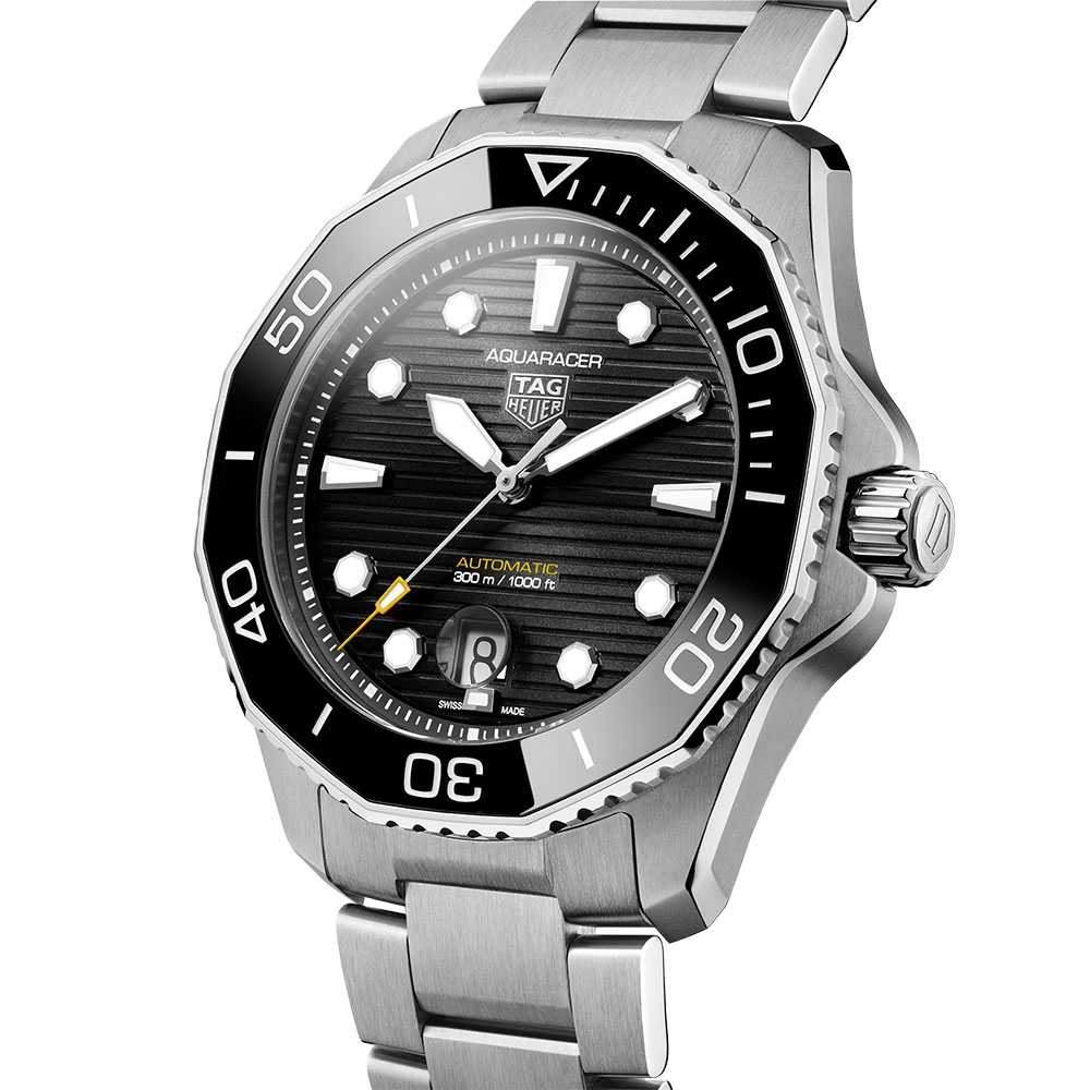 (タグ・ホイヤー)
