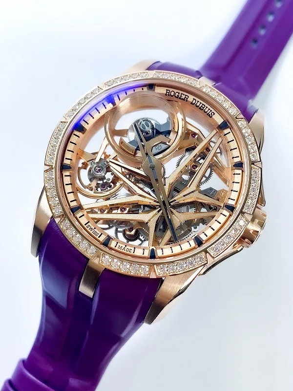 ROGER DUBUIS(ロジェ・デュブイ)
