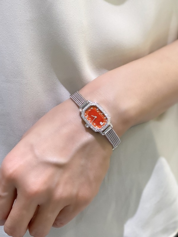 HARRY WINSTON(ハリー・ウィンストン)
