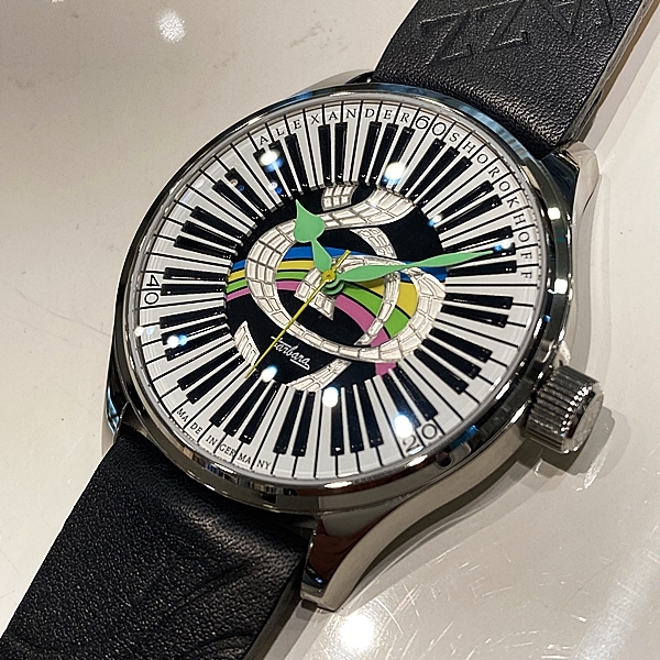 (アレクサンダー　ショロコフ)
