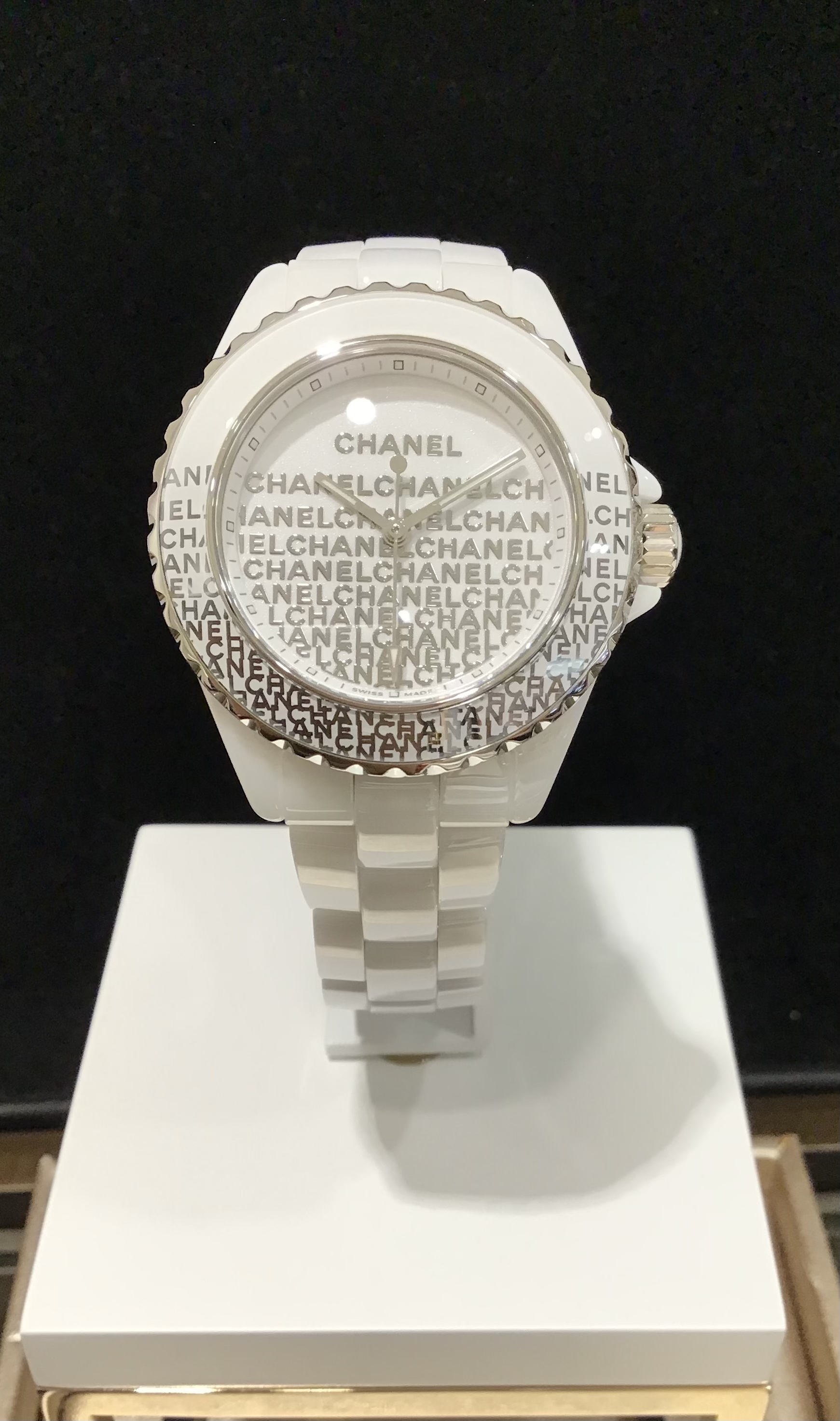 CHANEL(シャネル)
