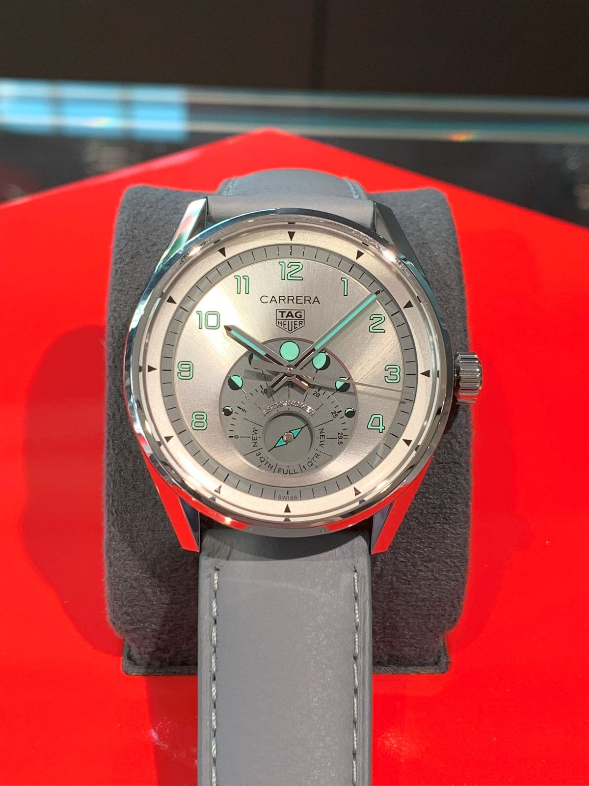 (タグ・ホイヤー)
