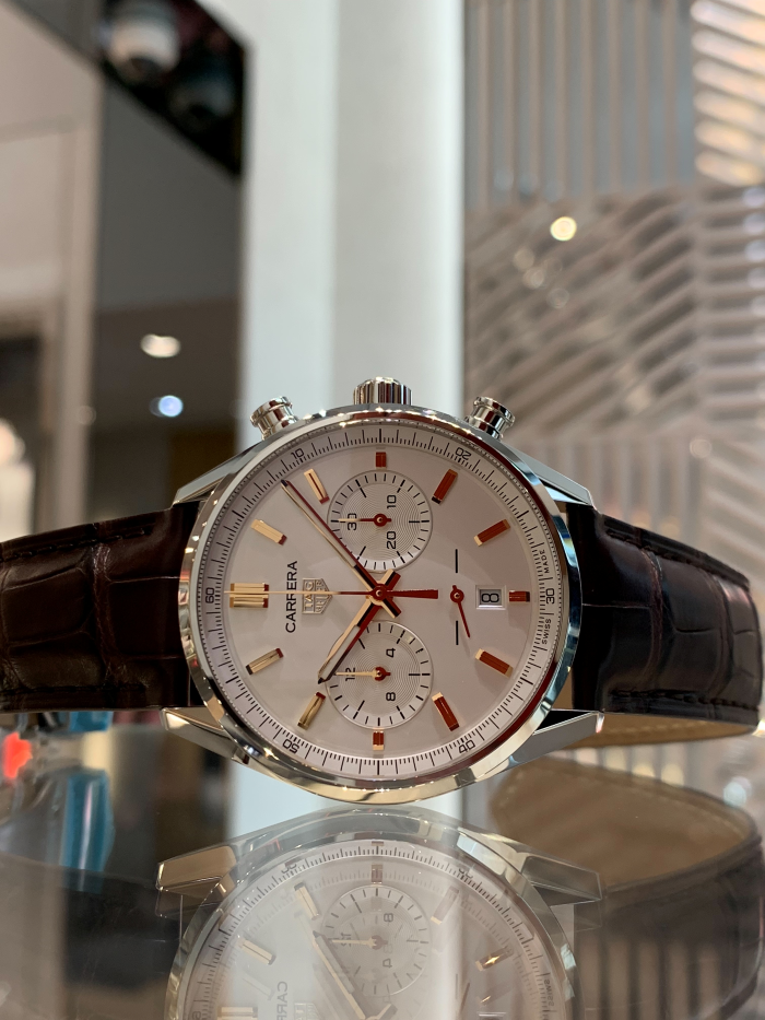 (タグ・ホイヤー)
