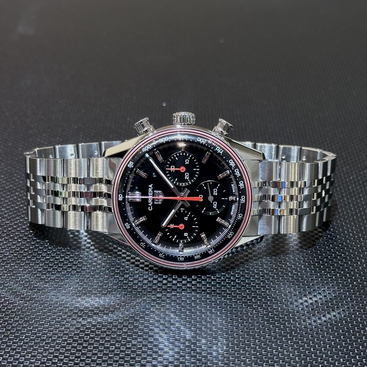 (タグ・ホイヤー)
