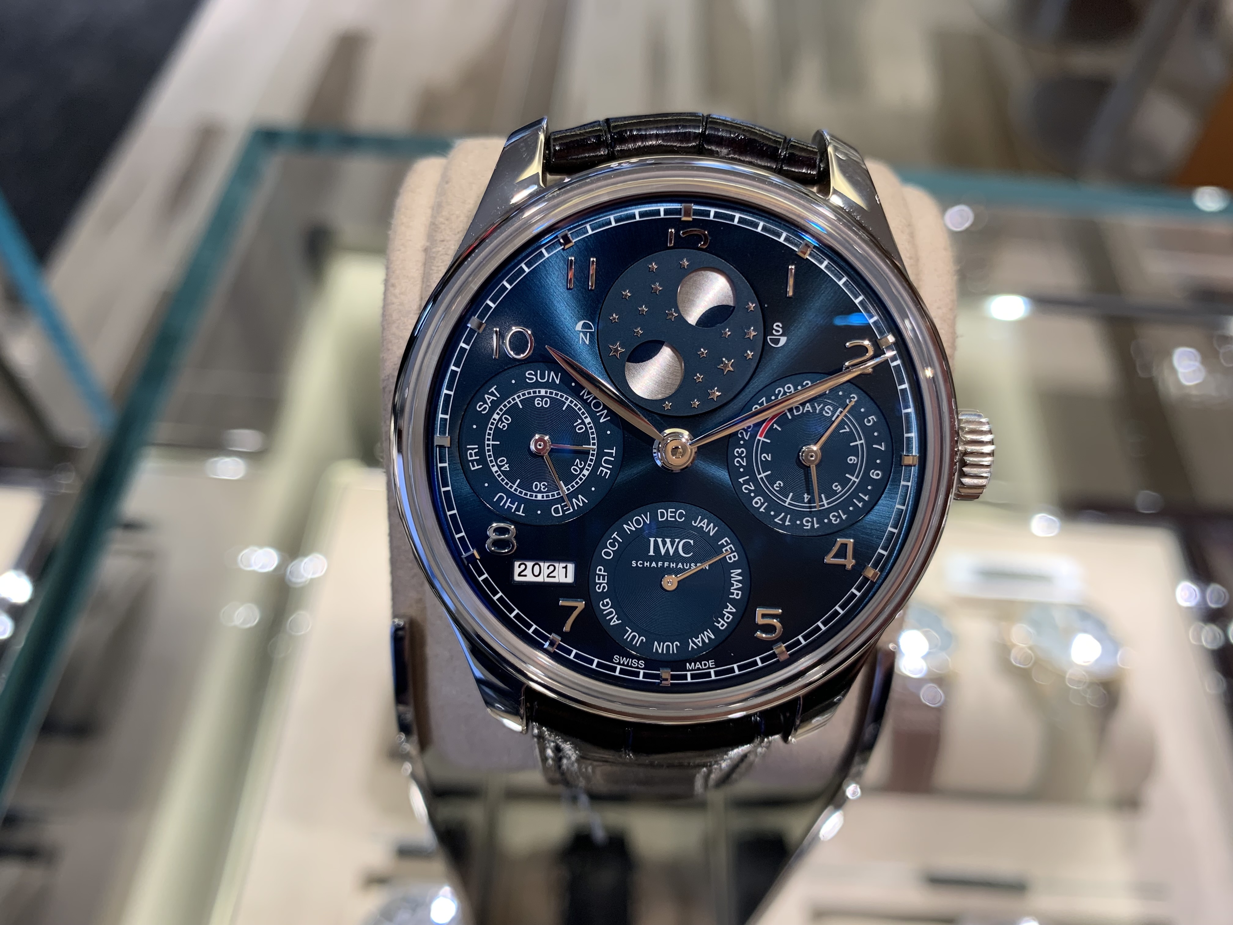 IWC(アイ・ダブリュー・シー)
