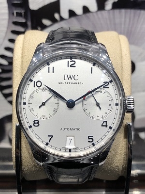 IWC(アイ・ダブリュー・シー)
