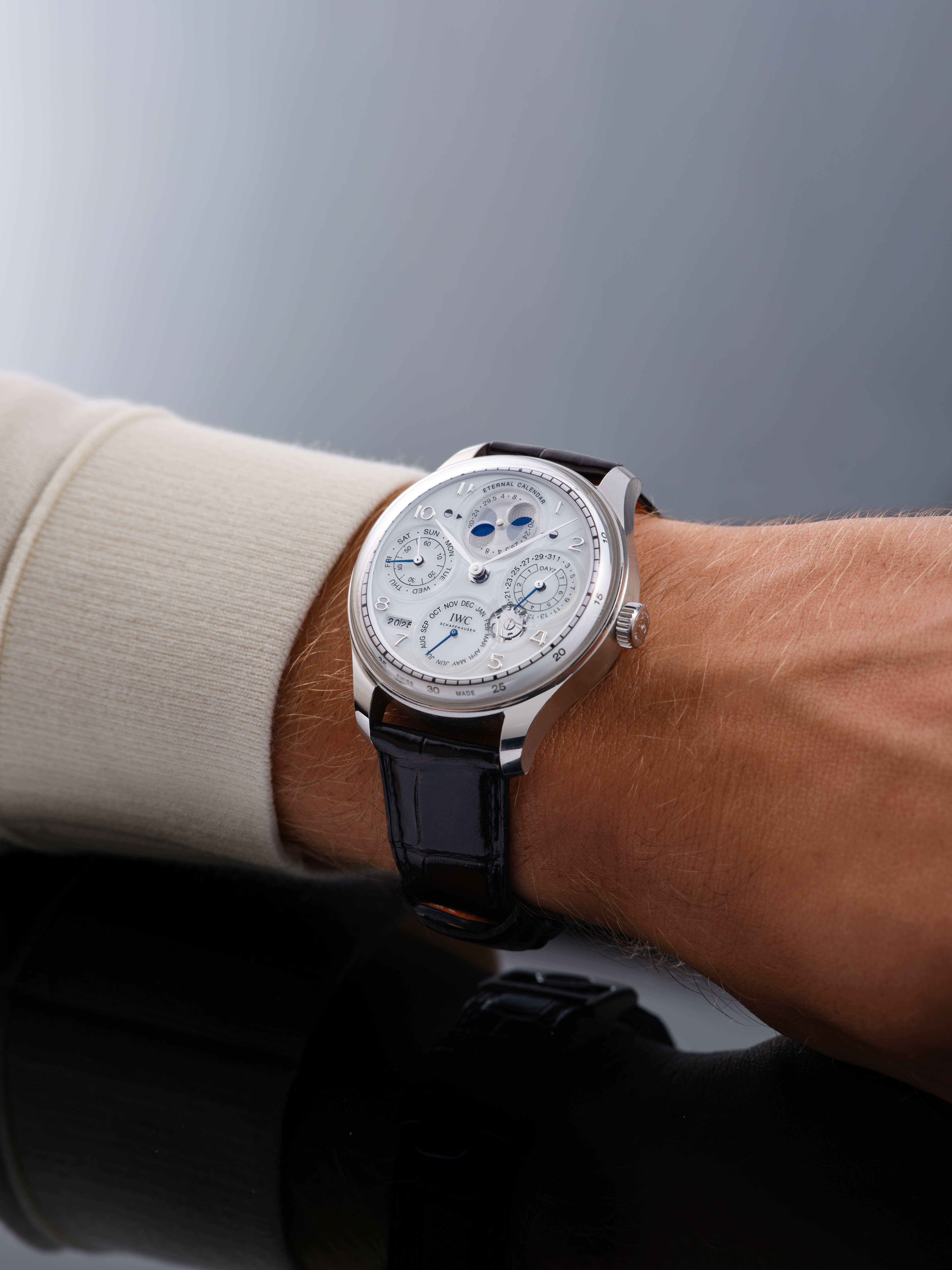 (アイ・ダブリュー・シー)
