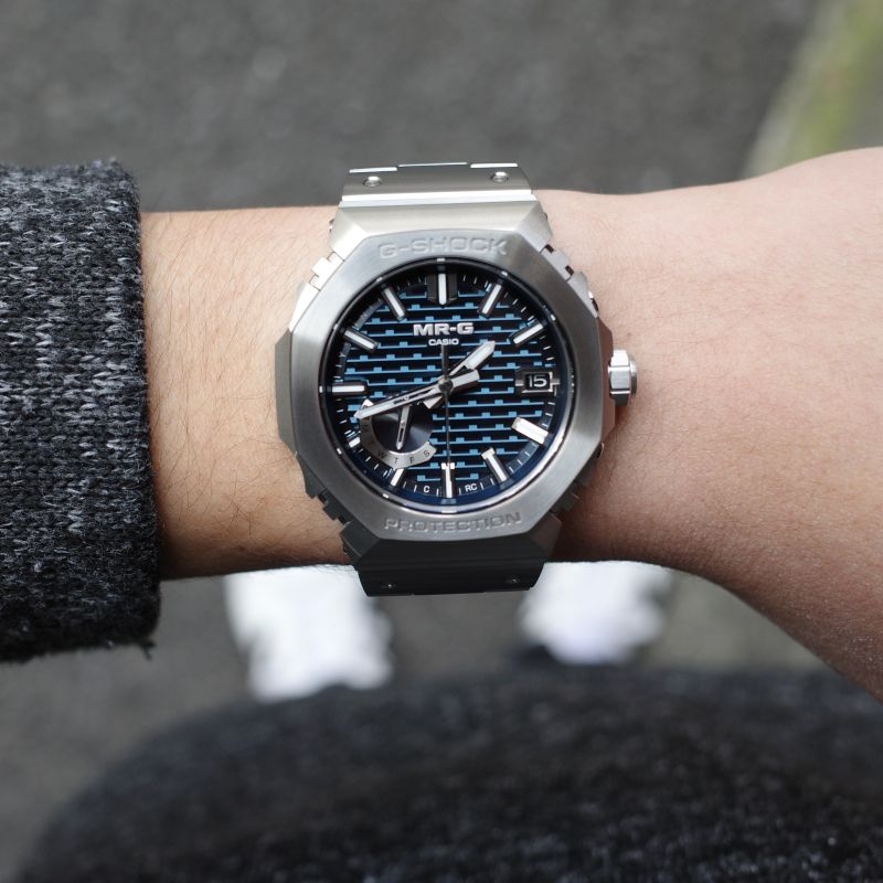 (エムアールジー)
