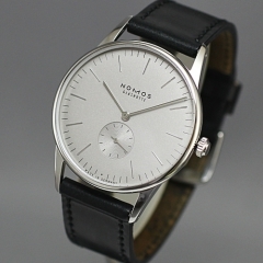 NOMOS Glashütte(ノモス グラスヒュッテ)
