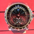 ROGER DUBUIS(ロジェ・デュブイ)
