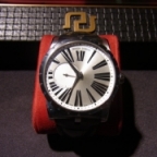 ROGER DUBUIS(ロジェ・デュブイ)
