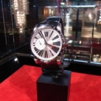 ROGER DUBUIS(ロジェ・デュブイ)
