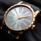 ROGER DUBUIS(ロジェ・デュブイ)
