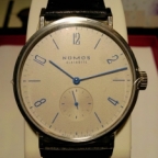 NOMOS Glashütte(ノモス グラスヒュッテ)
