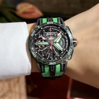 ROGER DUBUIS(ロジェ・デュブイ)
