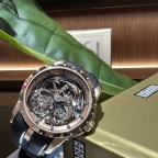 ROGER DUBUIS(ロジェ・デュブイ)
