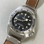 TUDOR(チューダー)
