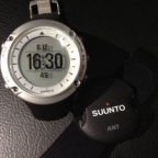 SUUNTO(スント)
