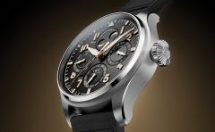 2026新作 メルセデス・ベンツの140年にわたるイノベーションを祝福。IWC「ビッグ・パイロット・ウォッチ・パーペチュアル・カレンダー・プロセット “140 イヤーズ メルセデス・ベンツ」