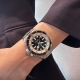 【ブライトリング】 スーパーオーシャン A17375211B1A1 A17376211B1A1：44mmと42mm、サイズ選びの決め手とは？