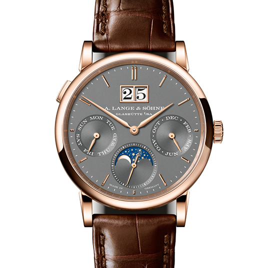 サクソニア・アニュアルカレンダー（Saxonia Annual Calendar）