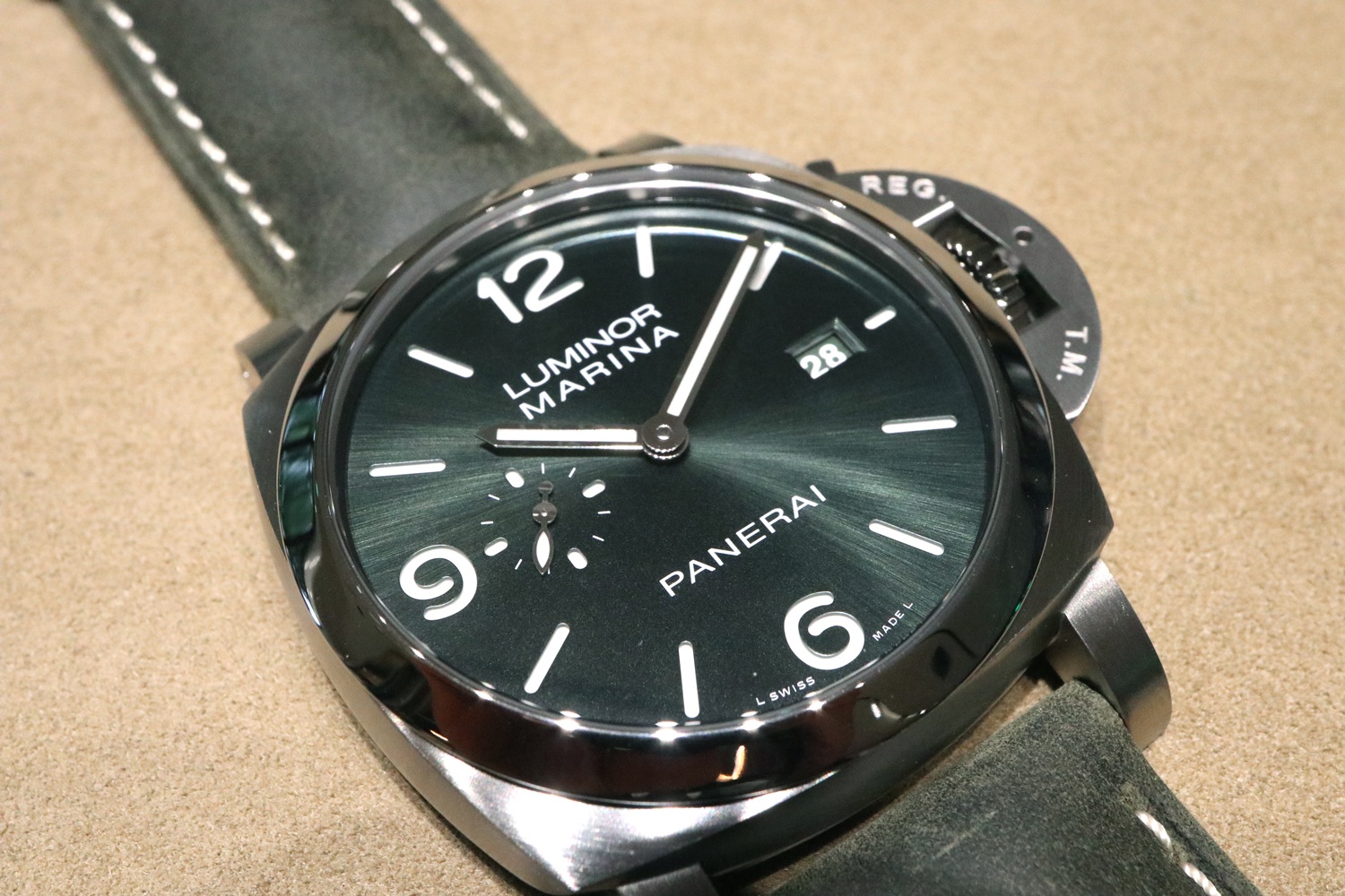  【パネライ入荷速報】PAM03325 ルミノールマリーナチタニオ