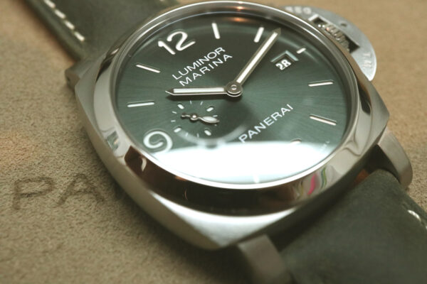  【パネライ入荷速報】PAM03325 ルミノールマリーナチタニオ
