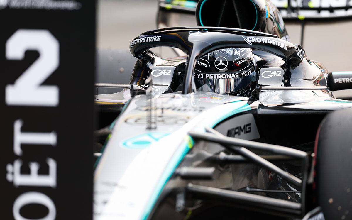  【IWC】2026年新作！！F1界を席巻する最強チーム メルセデスの「腕上の相棒」を徹底解説_パイロットウォッチ オートマティック41 ジョージラッセル_パイロットウォッチクロノグラフ41 ジョージラッセル_IW328107_IW389411