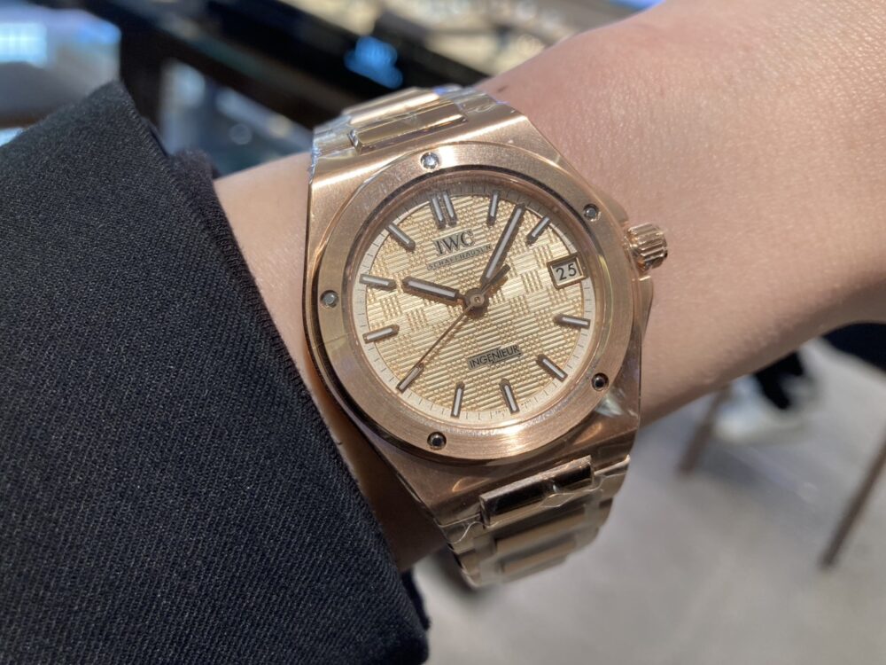  【IWC】流行か王道か、インジュニアの人気モデルたちを徹底比較！_インヂュニア オートマティック 40_IW328903