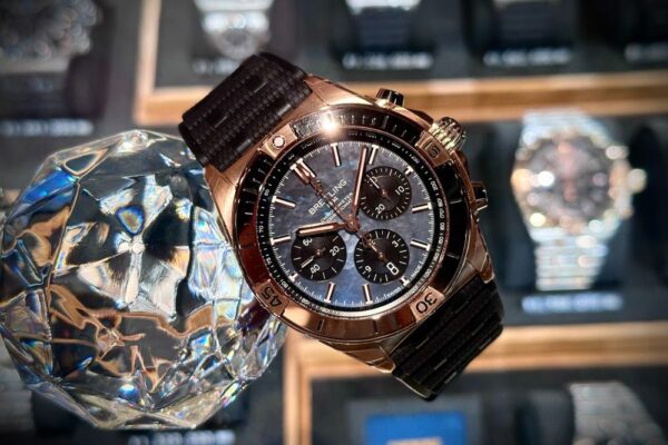  【ブライトリング】【在庫あり】日本限定のクロノマット！マザー・オブ・パールと18Kレッドゴールドの優雅な輝き！_クロノマット B01 クロノグラフ ジャパンリミテッド_RB01346A1C1S1