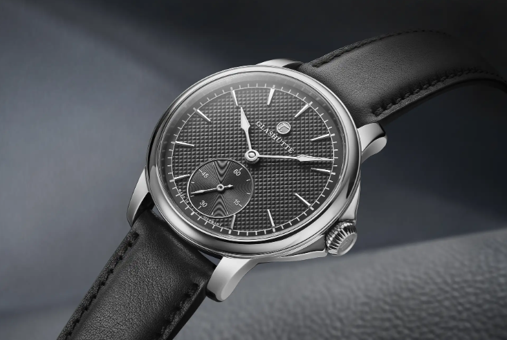 チュチマ グラスヒュッテ 100周年に向けて