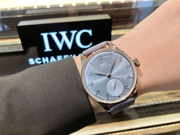  【IWC】“ ホライゾンブルー ” その完成された美しさに、言葉はいらない。_ポルトギーゼ・オートマティック 40_IW358402