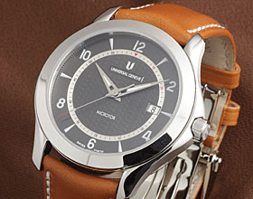 ���j�o�[�T���E�W���l�[�u(UNIVERSAL GENEVE)