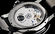 ULYSSE NARDIN(�����X�E�i���_��)