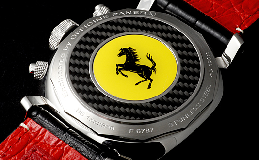 Ferrari Engineered by Officine Panerai(�t�F���[���E�G���W�j�A�h�E�I�t�B�`�[�l�E�p�l���C)