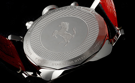 Ferrari Engineered by Officine Panerai(�t�F���[���E�G���W�j�A�h�E�I�t�B�`�[�l�E�p�l���C)