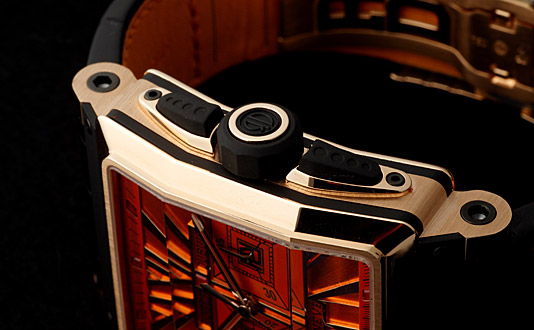 ���W�F�E�f���u�C�iROGER DUBUIS�j