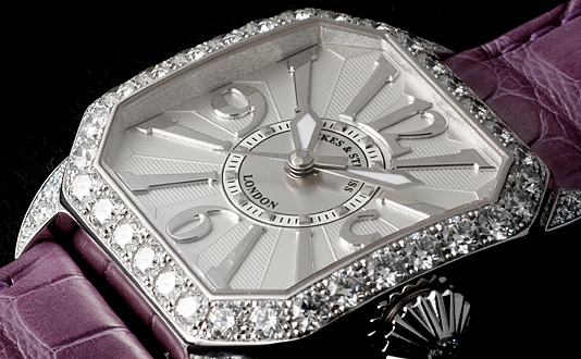 �o�b�N�X���X�g���E�X(BACKES & STRAUSS)