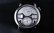A.LANGE & S&Ouml;HNE(A.�����Q���]�[�l) �c�@�C�g���F���N�E�X�g���C�L���O�^�C���iZEITWERK STRIKING TIME�j