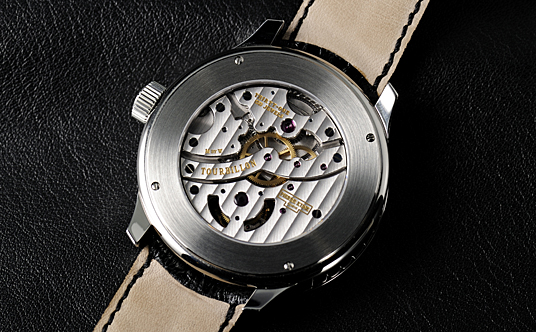 PIERRE KUNZ(�s�G�[���E�N���c)