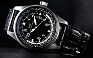 IWC(�A�C�E�_�u�����[�E�V�[) �p�C���b�g�E�E�H�b�`�E���[���h�^�C�}�[�iPILOT'S WATCH WORLDTIMER)