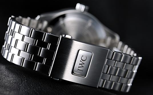 IWC(アイ・ダブリュー・シー)