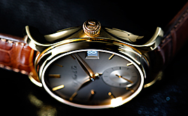 H.Moser & Cie.(H.���[�U�[)