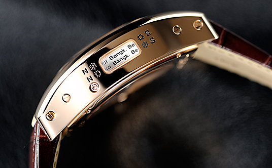 CARTIER(�J���e�B�G)
