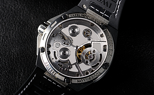 IWC(�A�C�E�_�u�����[�E�V�[)