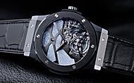 HUBLOT(�E�u��) �N���V�b�N�E�t���[�W���� �g�D�[���r���� �t�@�[�}�����g�iCLASSIC FUSION Tourbillon Firmament�j