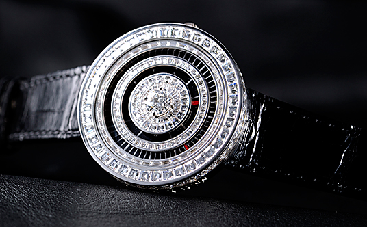 BACKES & STRAUSS(�o�b�N�X �� �X�g���E�X)